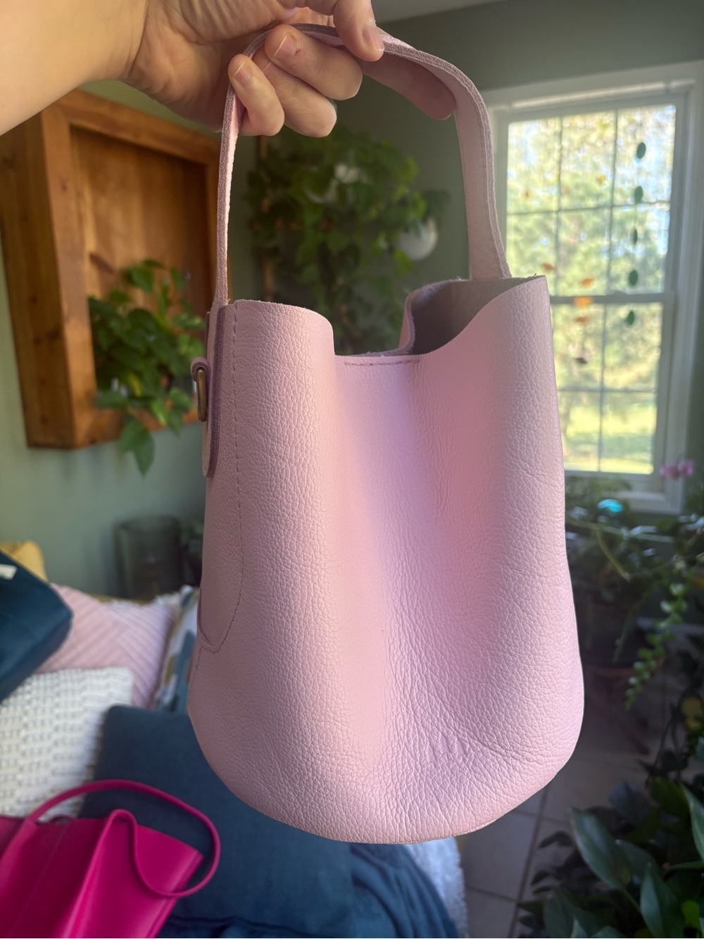 🦄Portland Leather Pinkaboo Large Belle Bucket Crossbody🦄